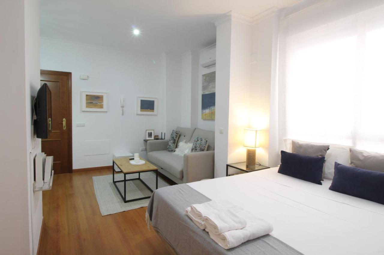 Апартаменты Del Parque Flats Carreteria 97 Малага Экстерьер фото